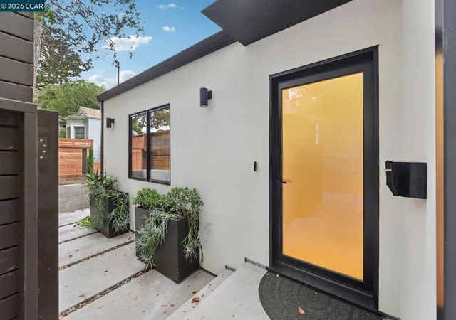 Photo 3 of Single family home for sale at 380 Vermont Ave, Berkeley, CA 94707 | MLS# 41128735 | Listing updated on 2026-06-27
