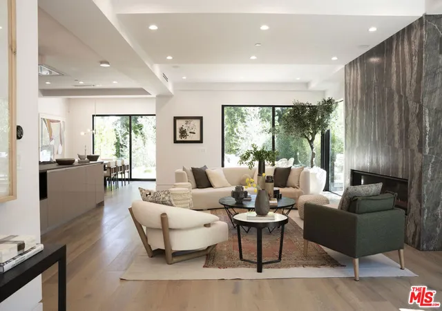 Homes for sale in Studio City, CA | 3848 Vantage Ave, Studio City, CA 91604 | MLS# 26662893