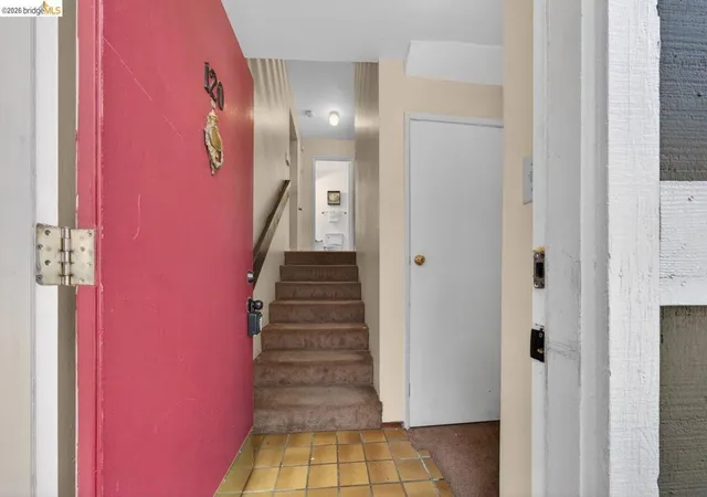 Listing Photo 4 - Condo for sale in building located at 5400 Mountain Blvd, Oakland, CA 94619 - Unit #120