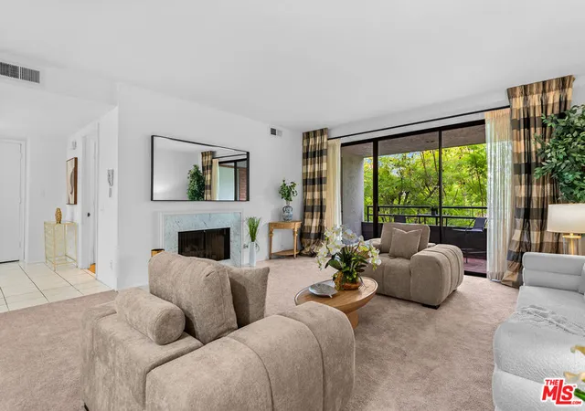 Homes for sale in Encino, CA | 4736 Park Encino Ln #215, Encino, CA 91436 | MLS# 26669857