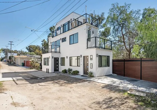 Photo 2 of Single family home for sale at 1024 1022 Pascoe St, San Diego, CA 92103 | MLS# 260007226SD | Listing updated on 2026-09-30