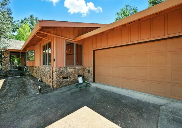 Homes for sale in Kelseyville, CA | 3663 Crestwood Dr, Kelseyville, CA 95451 | MLS# LC26066319