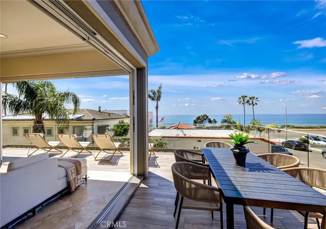 Photo 2 of Single family home for sale at 135 Redwood, Carlsbad, CA 92008 | MLS# PW26066248 | Listing updated on 2026-09-26