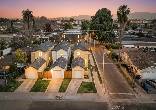 Photo 4 of House for sale at 2027 East 105th, Los Angeles, CA 90002 | MLS# MB26066383 | Listing updated on 2026-07-10