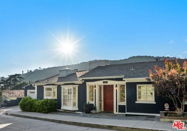 Photo 3 of Single family home for sale at 2109 Castilian Dr, Los Angeles, CA 90068 | MLS# 26669407 | Listing updated on 2026-10-07