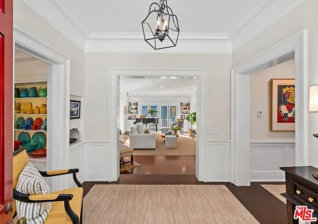 Photo 4 of Single family home for sale at 2109 Castilian Dr, Los Angeles, CA 90068 | MLS# 26669407 | Listing updated on 2026-10-07