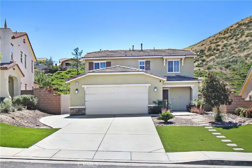Photo 1 of Sale Pending at 35115 Fennel, Lake Elsinore, CA 92532 | MLS# IG26065865 | Listing updated on 2026-10-19