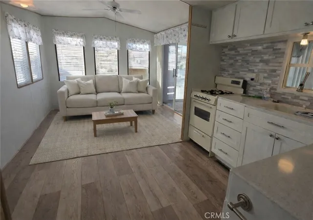 Homes for sale in Hemet, CA | 1295 S Cawston #42, Hemet, CA 92545 | MLS# IG26063483