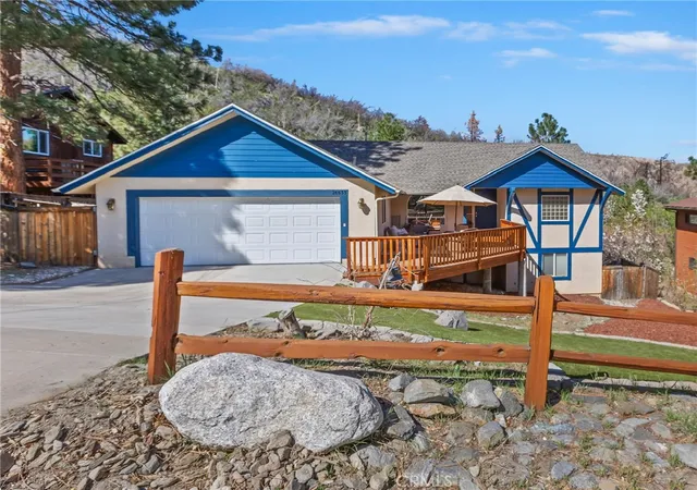 2nd image of 26633 Timberline Dr, Wrightwood, CA 92397 | MLS# CV26064576
