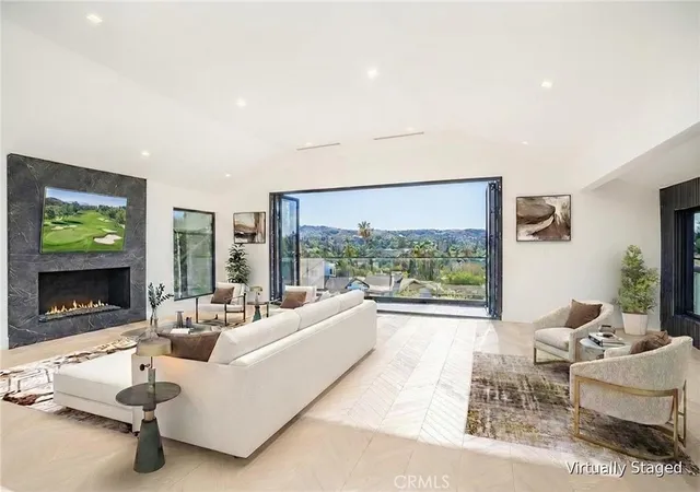 Photo 1 of Single family home for sale at 18827 Edleen Dr, Tarzana, CA 91356 | MLS# SB26045087 | Listing updated on 2026-09-30
