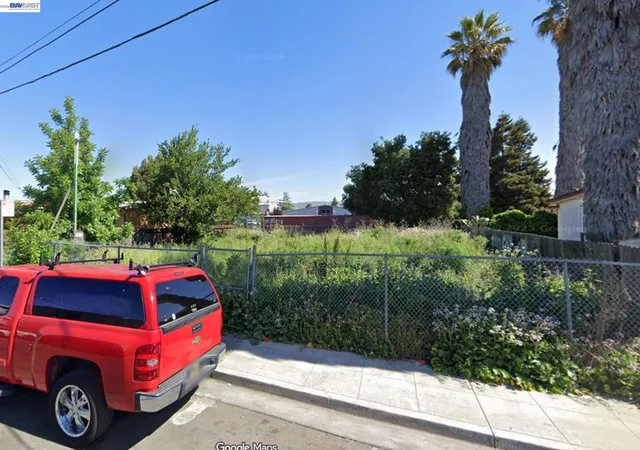 2nd image of 10575 Topanga, Oakland, CA 94603 | MLS# 41128840