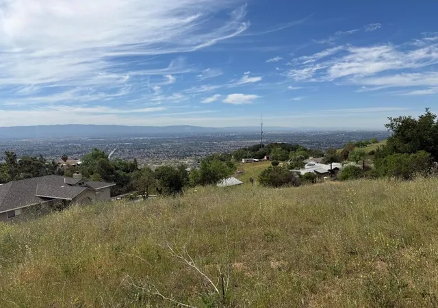 3rd image of 4152 E Aborn Rd, San Jose, CA 95135 | MLS# ML82040594