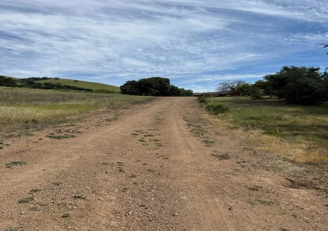 5th image of 4152 E Aborn Rd, San Jose, CA 95135 | MLS# ML82040594