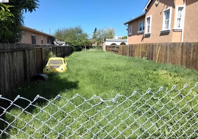 1st image of 1327 97th Ave, Oakland, CA 94603 | MLS# 41128851