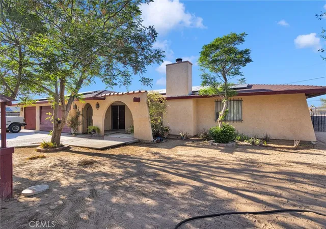 Photo 3 of Single family home for sale at 12790 Patoka Ct, Apple Valley, CA 92308 | MLS# HD26066667 | Listing updated on 2026-09-10