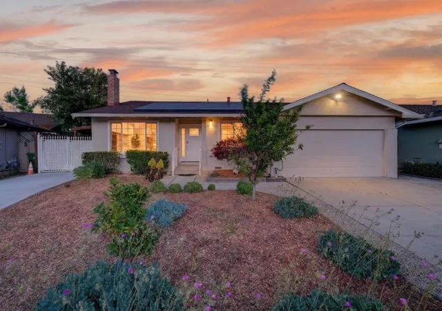 1st image of 184 Sun Blossom Dr, San Jose, CA 95123 | MLS# ML82040601