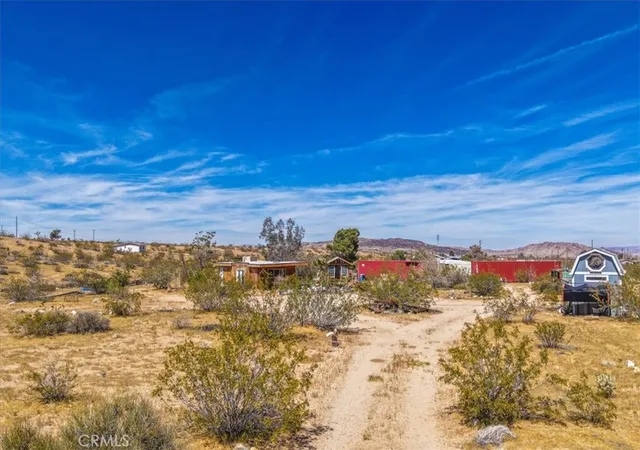 Homes for sale in Landers, CA | 1022 Chuckawalla Rd, Landers, CA 92285 | MLS# JT26066683