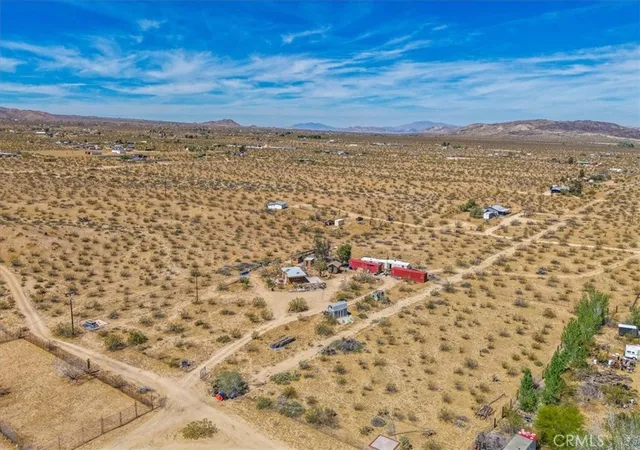 Homes for sale in Landers, CA | 1022 Chuckawalla Rd, Landers, CA 92285 | MLS# JT26066683