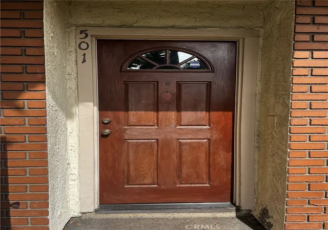 Photo 2 of Townhouse for sale at 19451 Sherman Way #501, Reseda, CA 91335 | MLS# OC26066524 | Listing updated on 2026-09-26