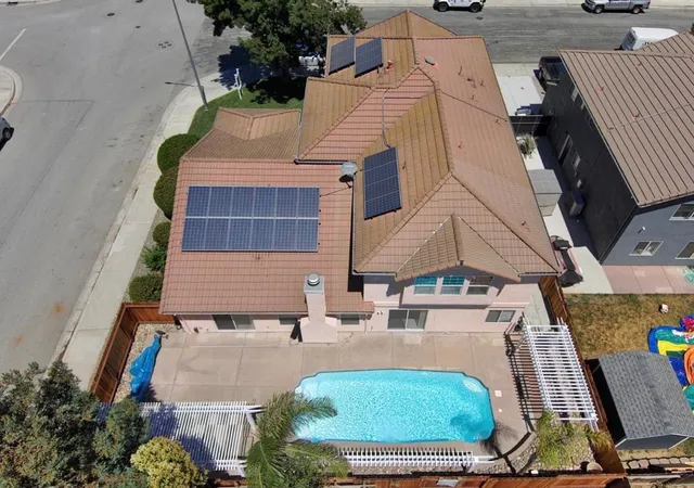 2nd image of 2161 Teakwood Ct, Hollister, CA 95023 | MLS# ML82040619