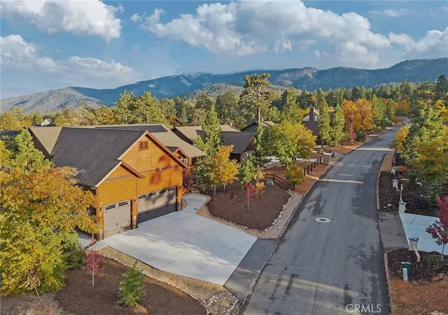 Photo 3 of Single family home for sale at 1658 Tuolumne Rd, Big Bear City, CA 92314 | MLS# JT26066766 | Listing updated on 2026-03-28