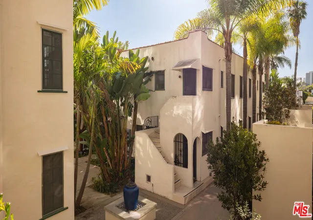 2nd image of 1250 N Harper Ave, Los Angeles, CA 90046
