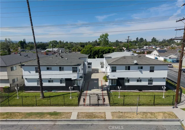 Homes for sale in North Hollywood, CA | 6955 Fulton Ave, North Hollywood, CA 91605 | MLS# GD26066764