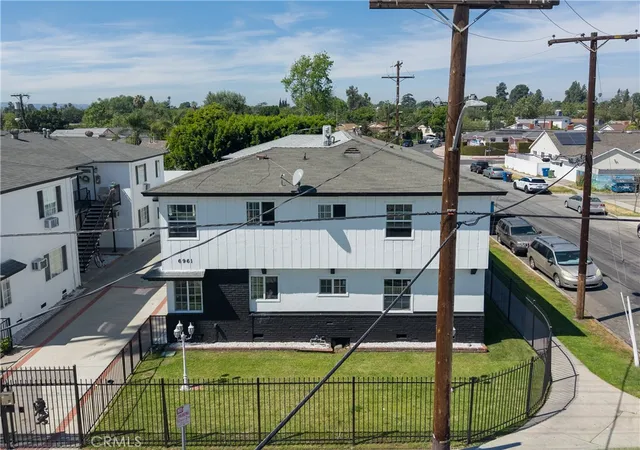Homes for sale in North Hollywood, CA | 6955 Fulton Ave, North Hollywood, CA 91605 | MLS# GD26066764