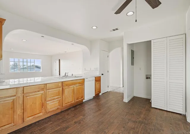 5th image of 330 Willie James Jones Ave, San Diego, CA 92102 | MLS# 260007290SD