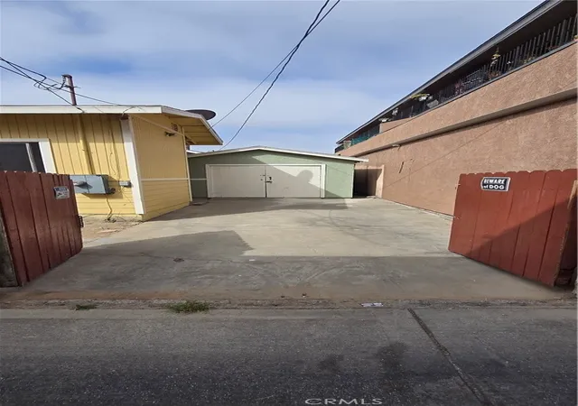 Homes for sale in Long Beach, CA | 1060 Cherry #A & B, Long Beach, CA 90813 | MLS# PW26066695