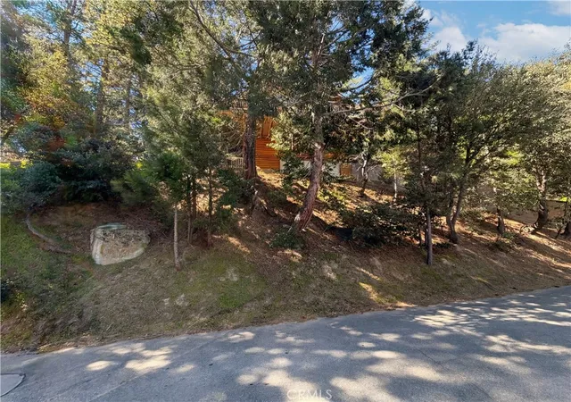 Homes for sale in Crestline, CA | 120 Zermat, Crestline, CA 92325 | MLS# IV26066288