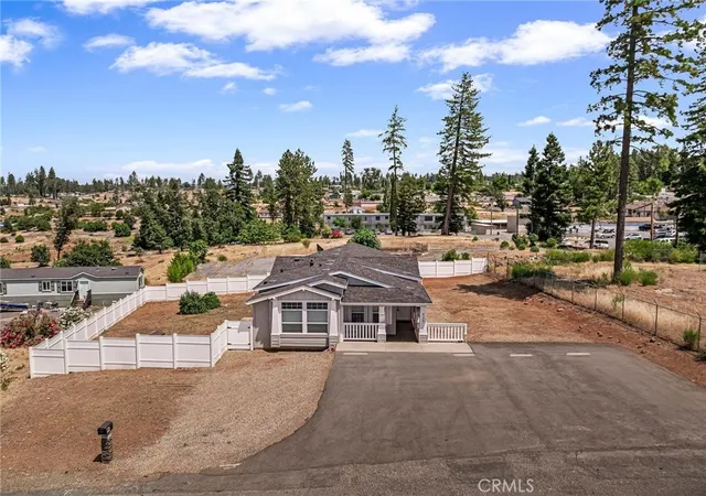 2nd image of 635 Boquest Blvd, Paradise, CA 95969 | MLS# SN26066797