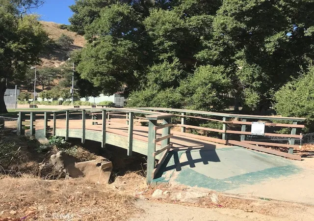 5th image of 0 Verdale, Castaic, CA 91384 | MLS# SR26066909