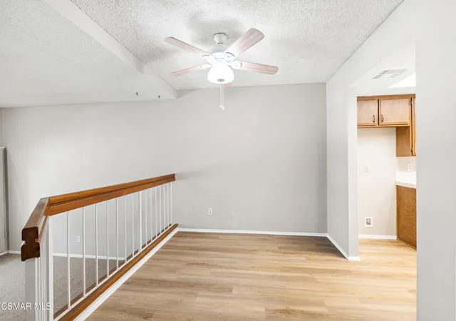 Listing Photo 4 - Condo for sale in building located at 3354 Darby St, Simi Valley, CA 93063 - Unit #313