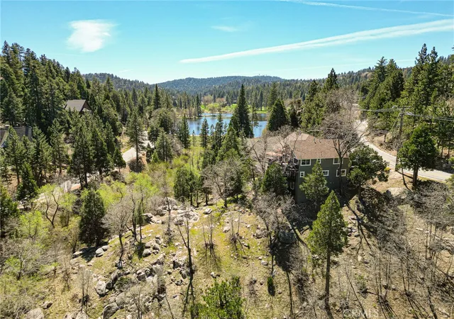 Photo 1 of Single family home for sale at 813 Brentwood, Lake Arrowhead, CA 92352 | MLS# IG26066940 | Listing updated on 2026-10-04