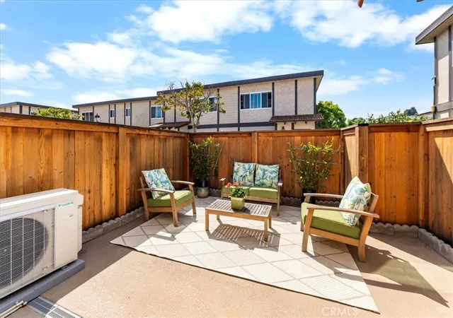 Homes for sale in Redondo Beach, CA | 2120 Dufour #6, Redondo Beach, CA 90278 | MLS# SR26066973