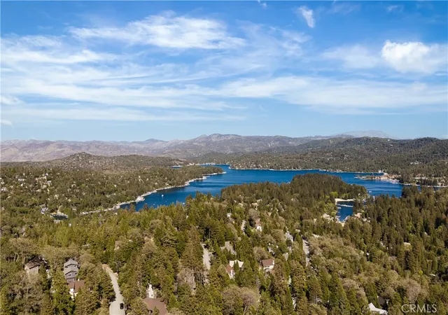 Homes for sale in Lake Arrowhead, CA | 788 Crown, Lake Arrowhead, CA 92352 | MLS# IG26062626