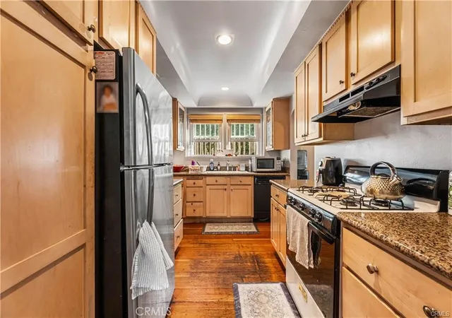 5th image of 3786 Dublin, Los Angeles, CA 90018 | MLS# SR26067021