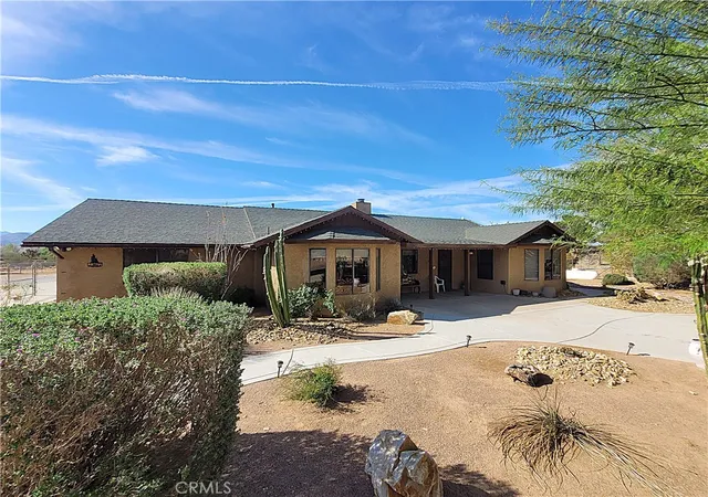 Photo 1 of Sale Pending at 23677 Cahuilla, Apple Valley, CA 92307 | MLS# HD26067010 | Listing updated on 2026-05-03