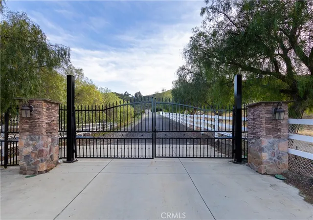 Homes for sale in Murrieta, CA | 26045 Lucille Circle, Murrieta, CA 92562 | MLS# SW26066786