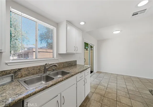 4th image of 3469 Columbia, Riverside, CA 92501 | MLS# CV26067009