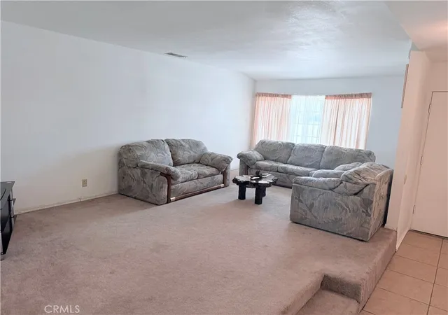 5th image of 16212 Owen, Fontana, CA 92335 | MLS# IV26067054
