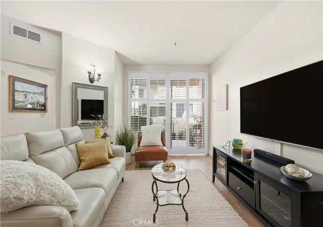Homes for sale in Long Beach, CA | 535 Magnolia, Long Beach, CA 90802
