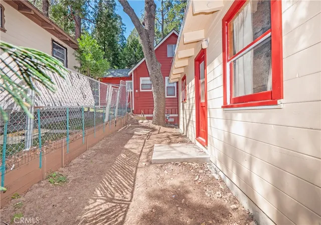 Homes for sale in Crestline, CA | 23915 Wildwood, Crestline, CA 92325 | MLS# IG26067075
