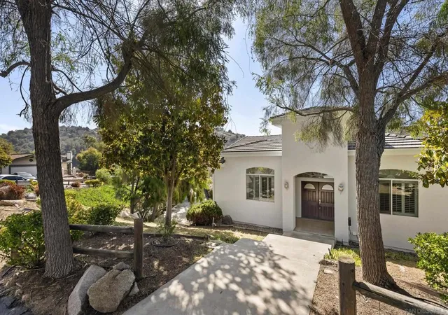 Homes for sale in Escondido, CA | 28328 Kettering Ln, Escondido, CA 92026 | MLS# 260007351SD