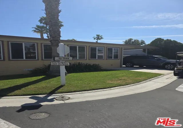 Photo 4 of Manufactured home for sale at 84136 Avenue 44 #170, Indio, CA 92203 | MLS# 26670795 | Listing updated on 2026-04-05