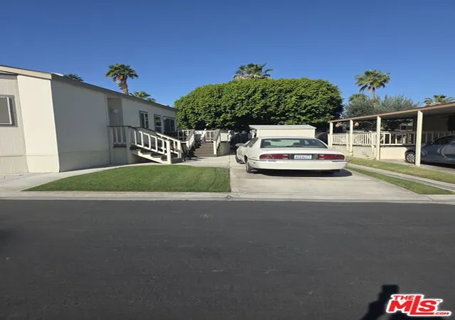 Photo 3 of Manufactured home for sale at 84136 Avenue 44 #239, Indio, CA 92203 | MLS# 26670807 | Listing updated on 2026-04-05