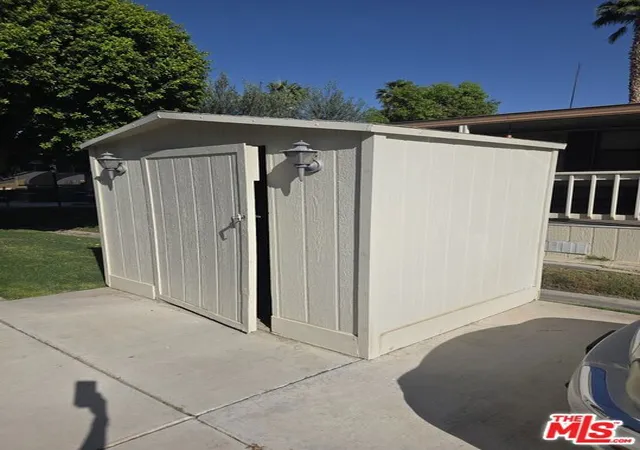 Photo 4 of Manufactured home for sale at 84136 Avenue 44 #239, Indio, CA 92203 | MLS# 26670807 | Listing updated on 2026-04-05