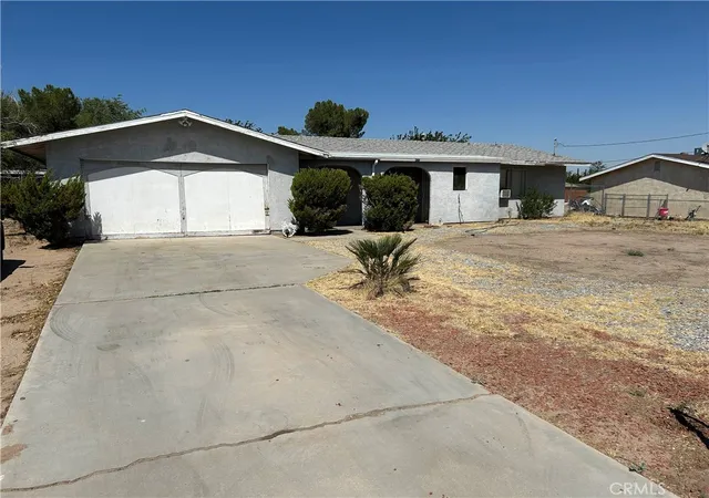 Homes for sale in Hesperia, CA | 9922 Victor Ave, Hesperia, CA 92345 | MLS# CV26067274