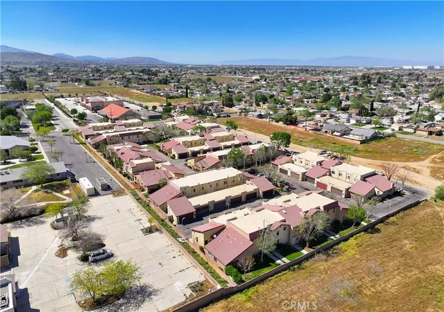 3rd image of 1750 E Avenue Q14, Palmdale, CA 93550 | MLS# SR26067302